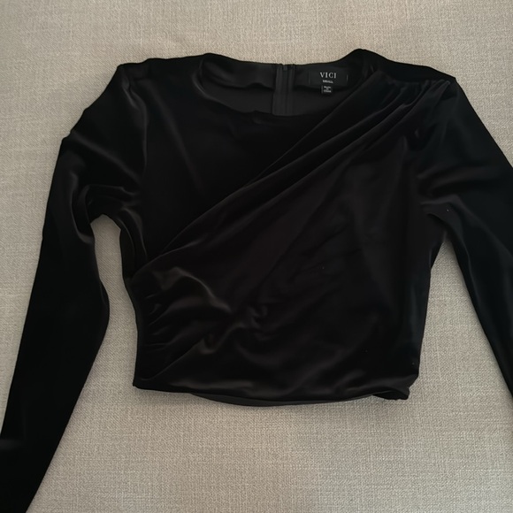 VICI long sleeve crop - Picture 2 of 2